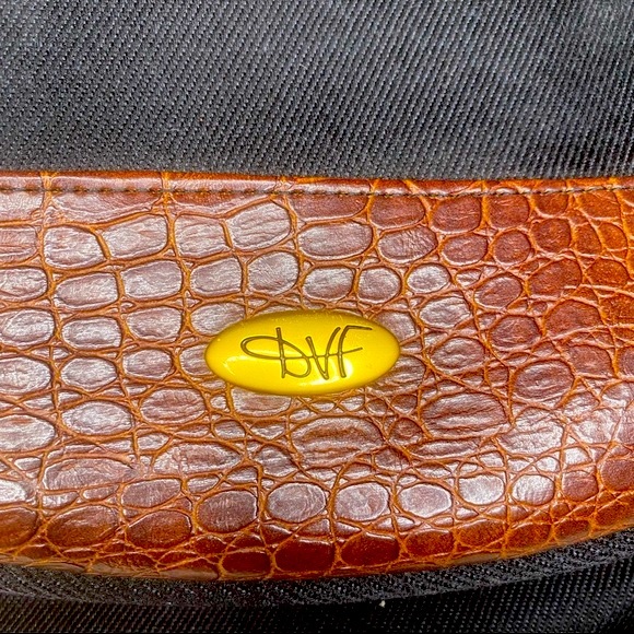 Vintage Diane Von Furstenberg Large Travel Cosmetic Case - Picture 16 of 16